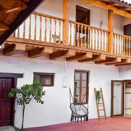 Holiday home Casa Entrepiedras