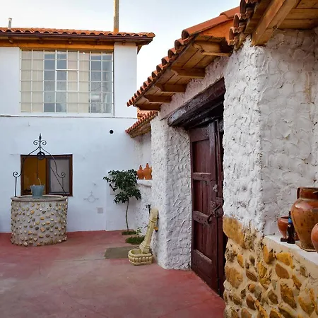 Casa Entrepiedras Holiday home